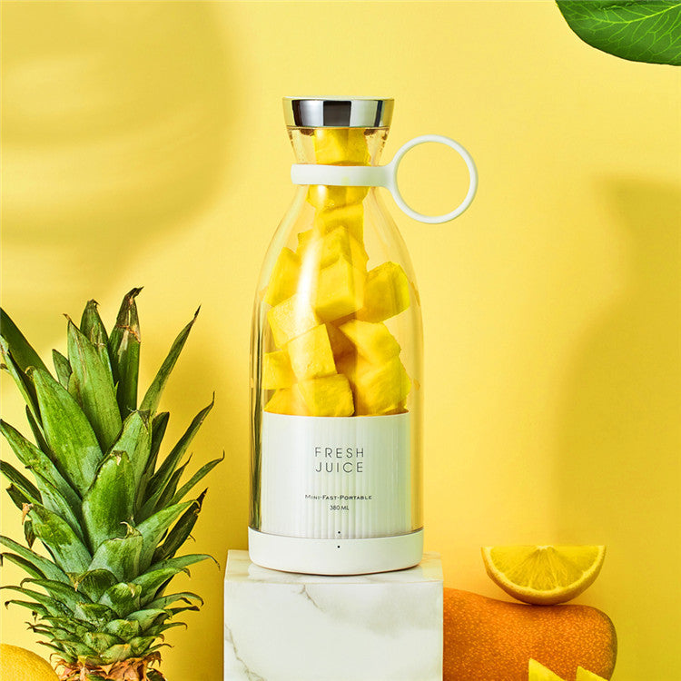 Portable Juicer Maker (USB Rechargeable)